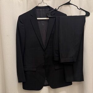 Men's Black Suit Jacket & Pants - Classic Two-Piece Suit